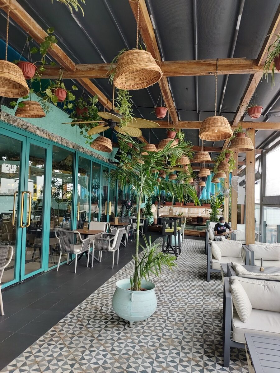 No. 5 Rooftop Lekki — Lagos’s Best Urban Outdoor Rooftop Bar